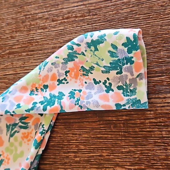 Tucker and Tate Floral Long Sleeve Two-Piece Rashguard Swimsuit, Size 6 Months - Picture 8 of 10